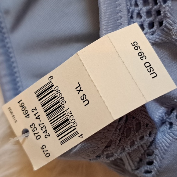 aerie Light Blue Active Sports Bra - Picture 8 of 8